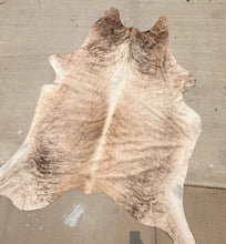 Load image into Gallery viewer, Jodi - Cowhide Rug