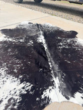 Load image into Gallery viewer, Cowhide Rug