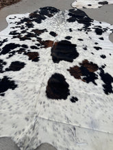 Load image into Gallery viewer, Cowhide Rug