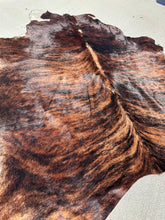 Load image into Gallery viewer, Cowhide Rug